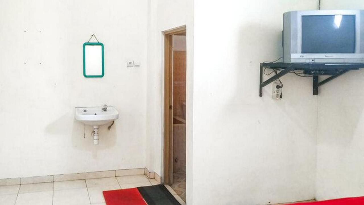 Villa Al Barokah Syariah Family Mitra Reddoorz Near Sarangan Lake Eksteriør billede